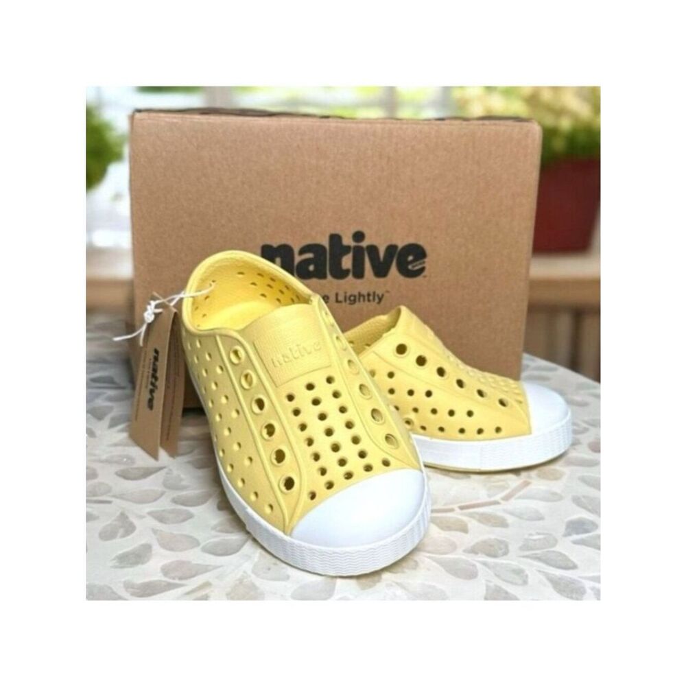 Native Toddler Jefferson EVA Slip-On Water Shoes Sneakers Gone Bananas Size 4